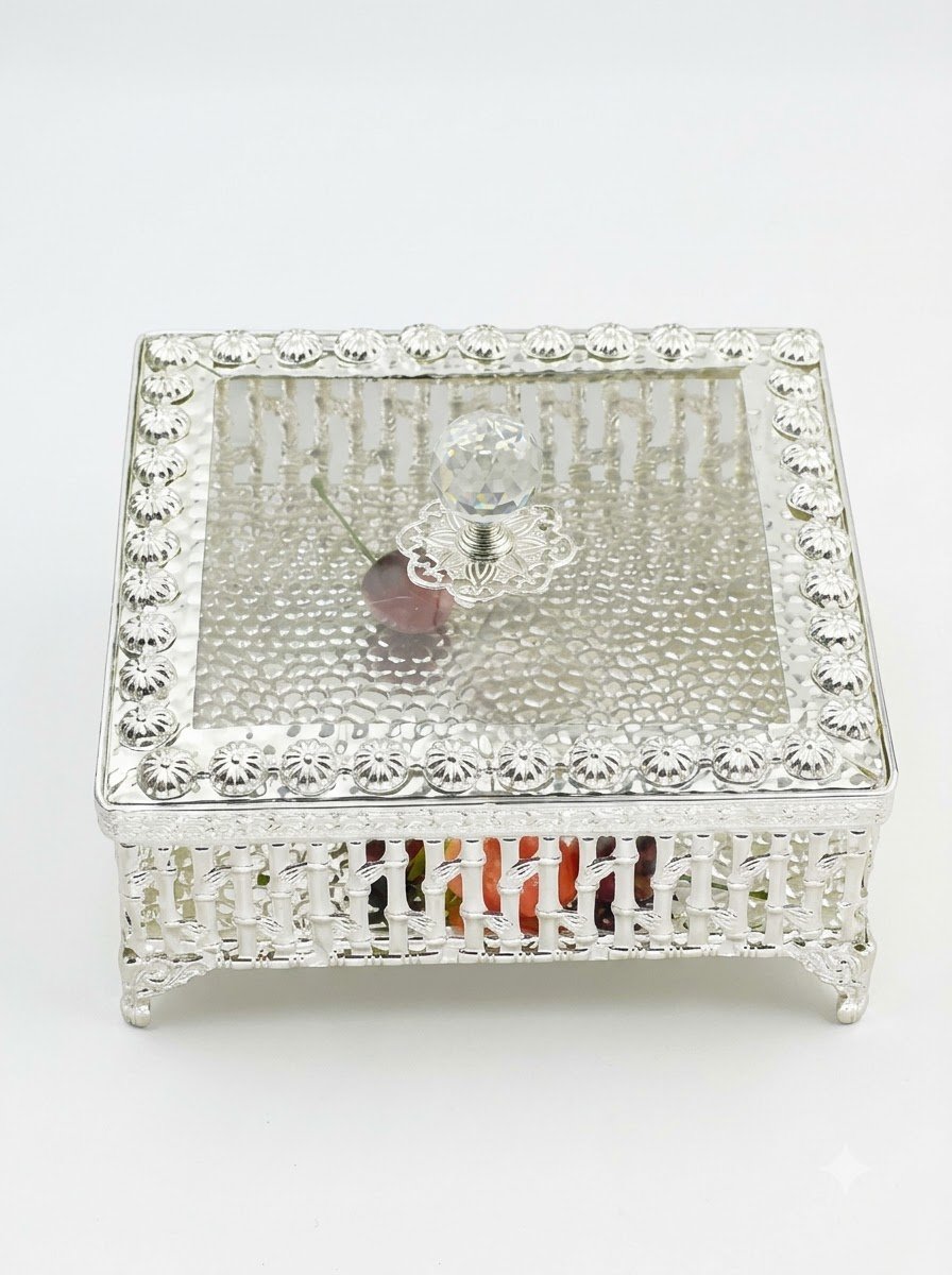 Square Laddo Box in Bamboo Pattern with Partition- Big