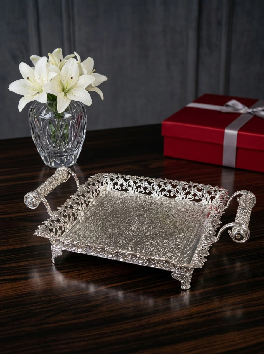 Shahi Collection Rectangle Tray with Handle (M)