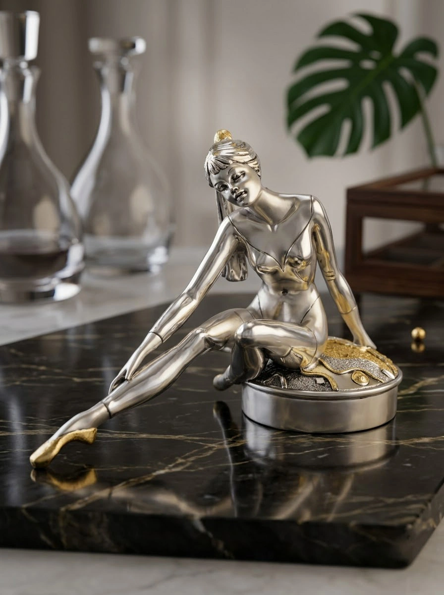 Sitting Lady on Round Base