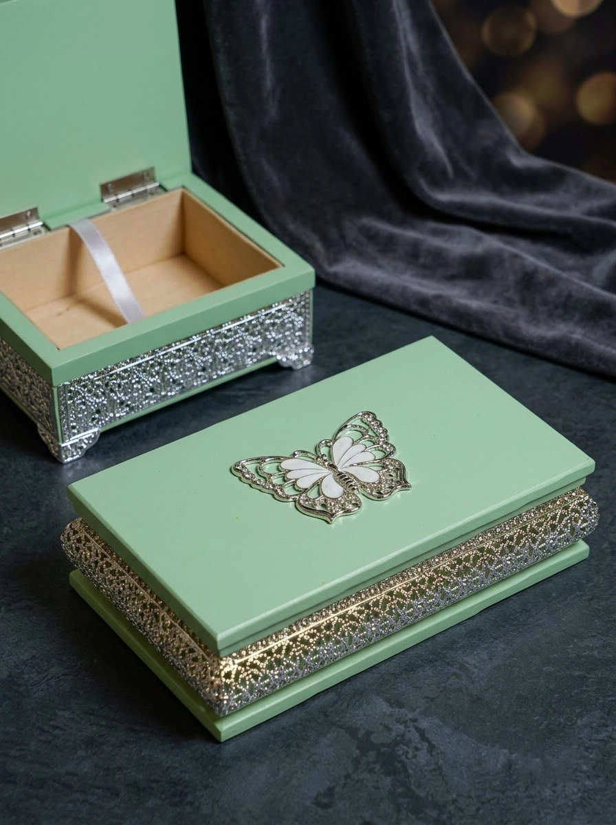 Light Green Wooden Box W/Flower EPOXY- Silver Plated Small